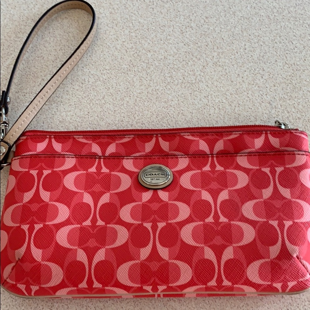 Cute coach wristlet